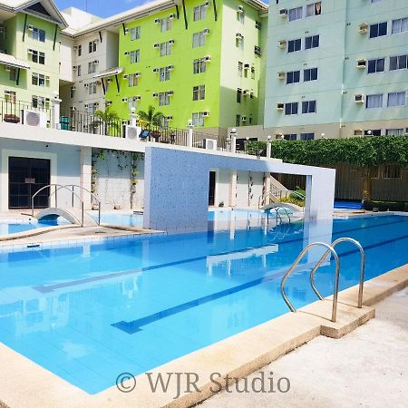 Queen Bed Suite- Japanese Style Muntinlupa City Exterior foto